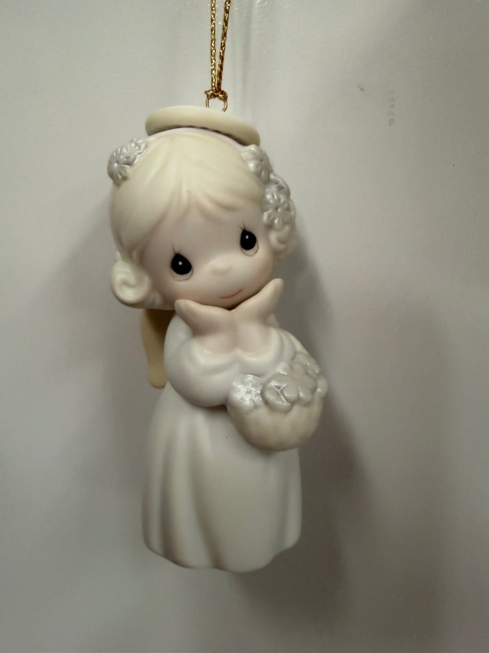 Precious Moments- Angel Ornament- EJ605